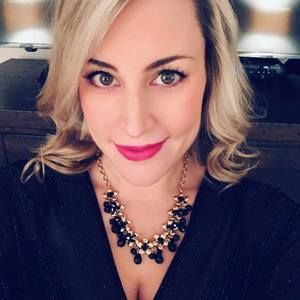 Meet your Posher, Laura